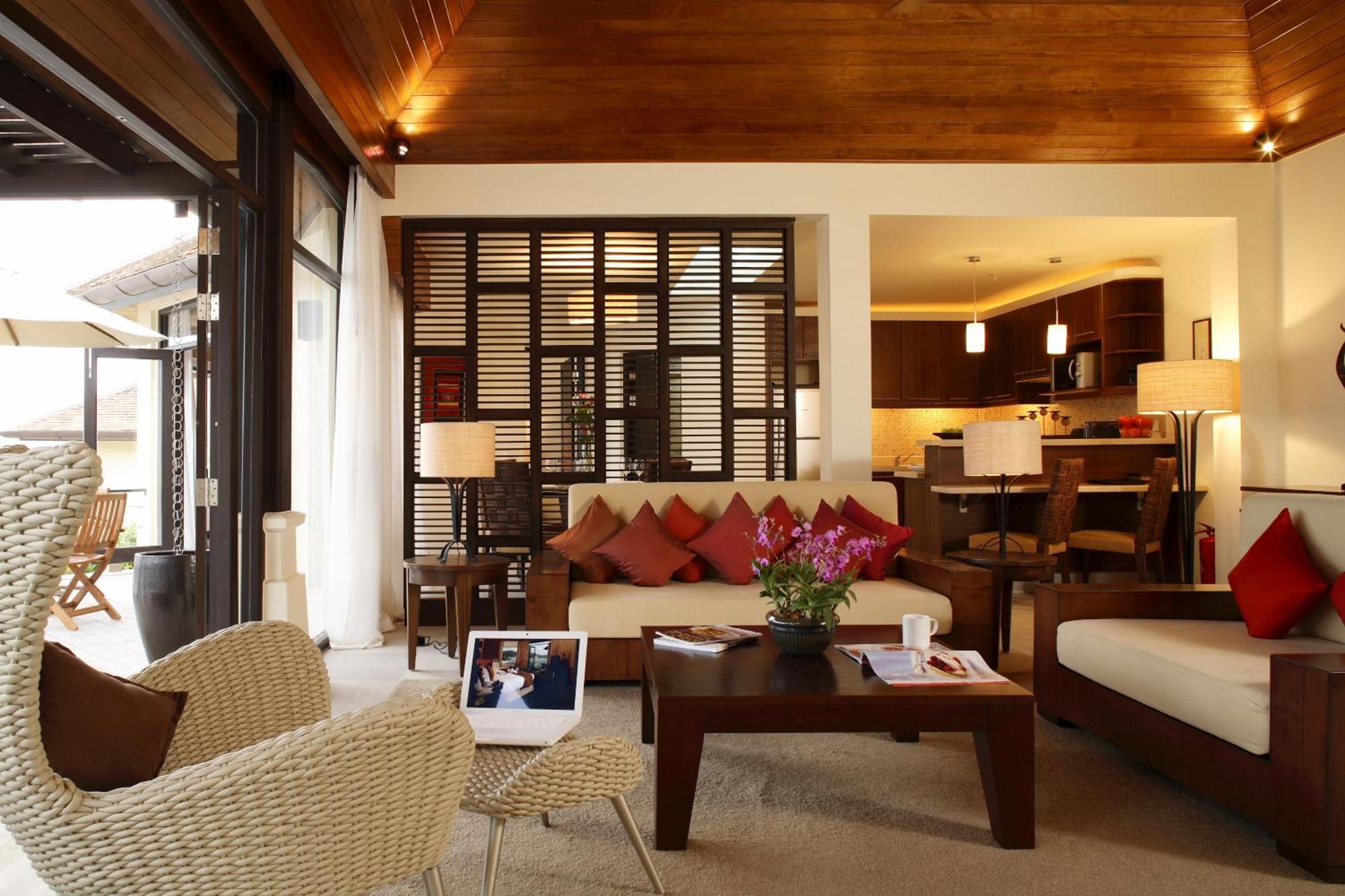 Indochine Resort And Villas - Sha Extra Plus Patong Екстер'єр фото A living room