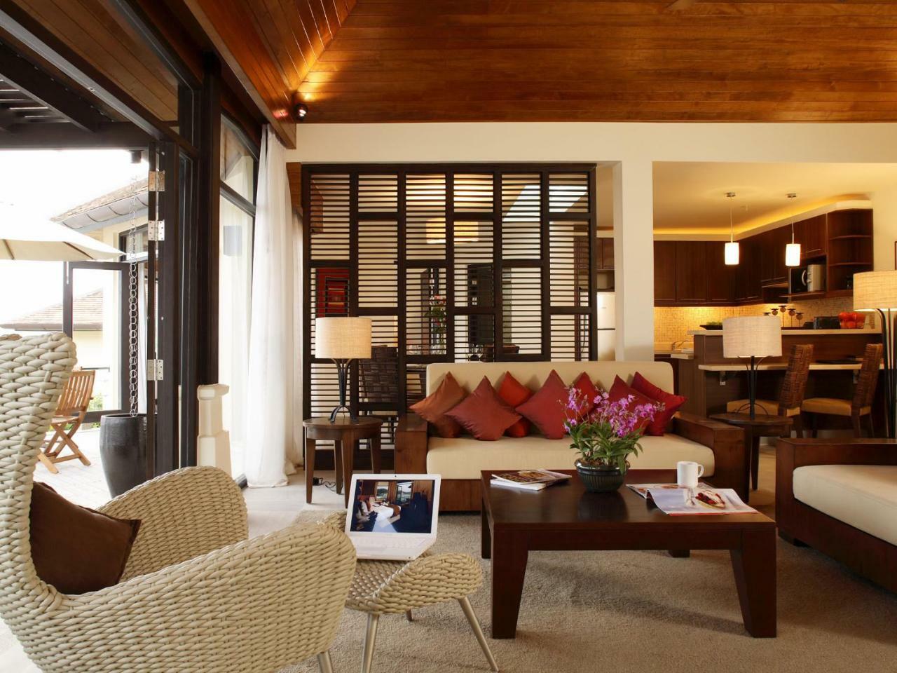 Indochine Resort And Villas - Sha Extra Plus Patong Екстер'єр фото A living room